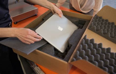 shipping laptop fedex